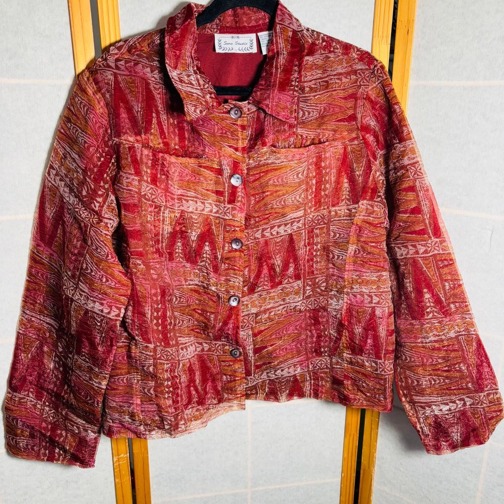 Sara Studio Women's Large Burgundy Chiffon Art Deco Geo Button Up‎ Blouse Top